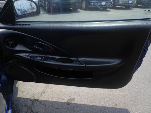 Hyundai Tiburon 2001 photo 7