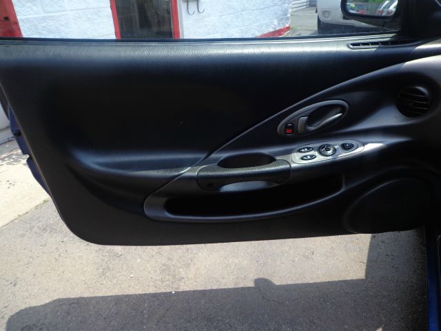 Hyundai Tiburon 2001 photo 9