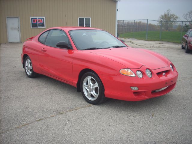 Hyundai Tiburon 2001 photo 3