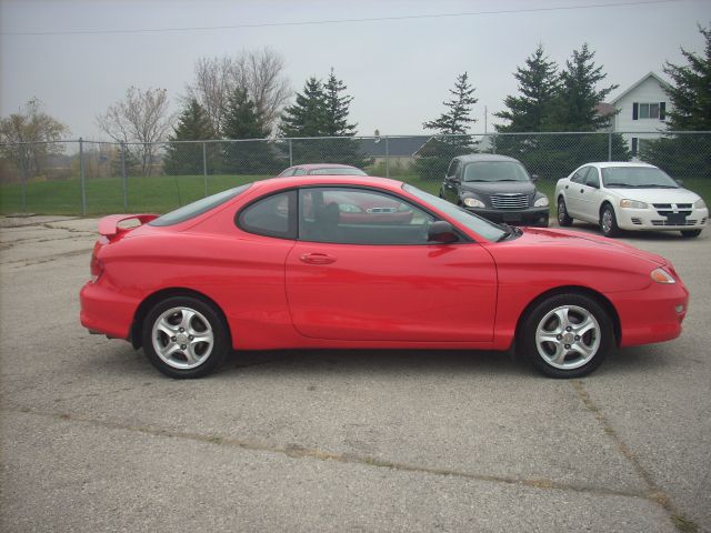 Hyundai Tiburon 2001 photo 4