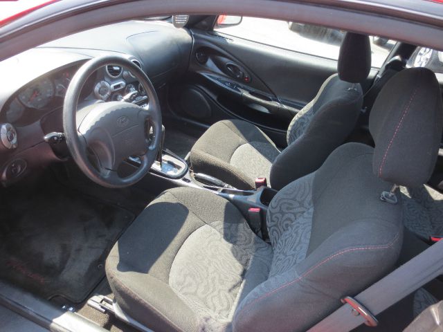 Hyundai Tiburon 2001 photo 4