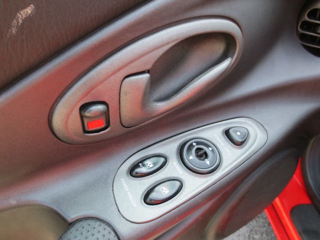 Hyundai Tiburon 2001 photo 5