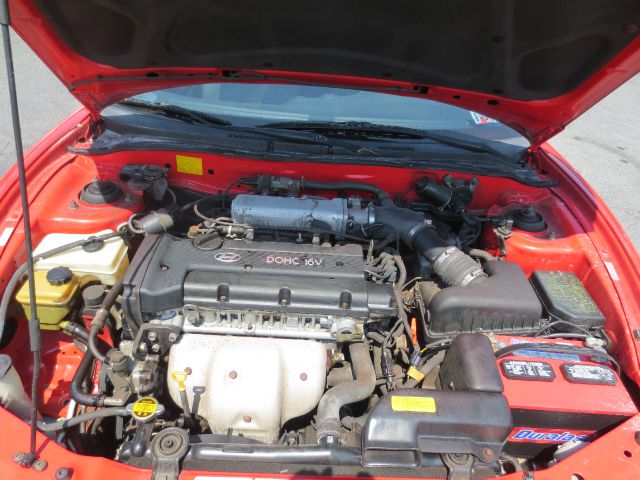 Hyundai Tiburon 2001 photo 6