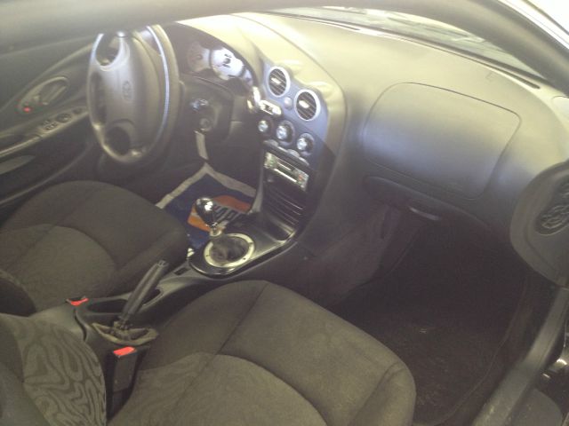 Hyundai Tiburon 2001 photo 2