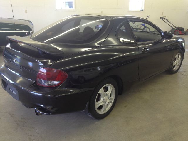 Hyundai Tiburon 2001 photo 4