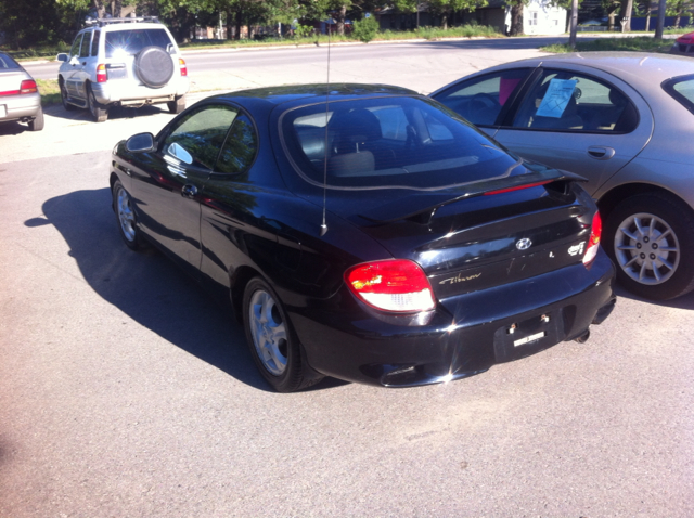 Hyundai Tiburon 2001 photo 4