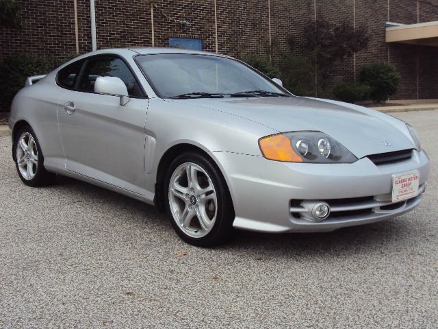 Hyundai Tiburon 2003 photo 2