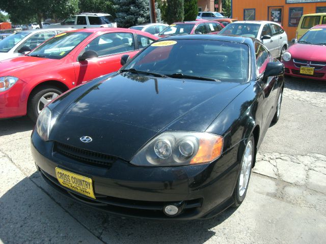 Hyundai Tiburon 2003 photo 2