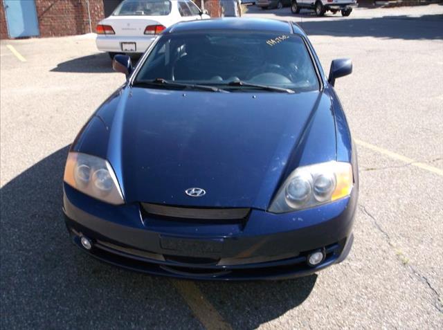 Hyundai Tiburon 2003 photo 3