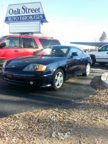 Hyundai Tiburon 2003 photo 2