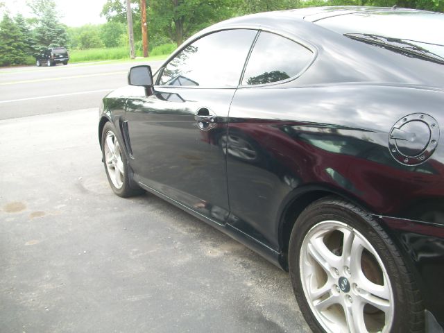 Hyundai Tiburon 2003 photo 3