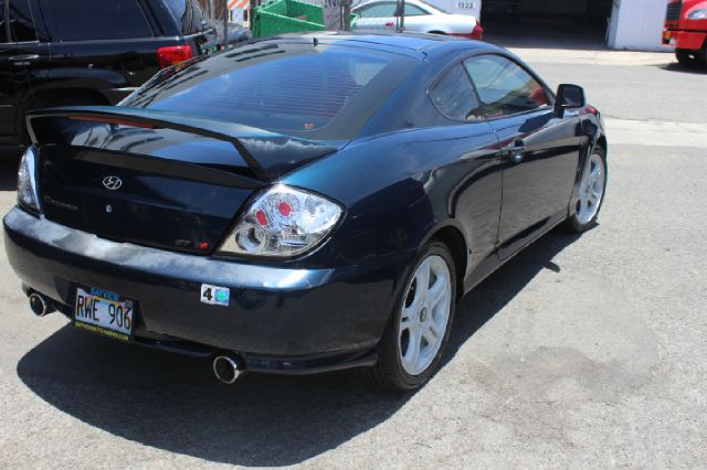 Hyundai Tiburon 2003 photo 1