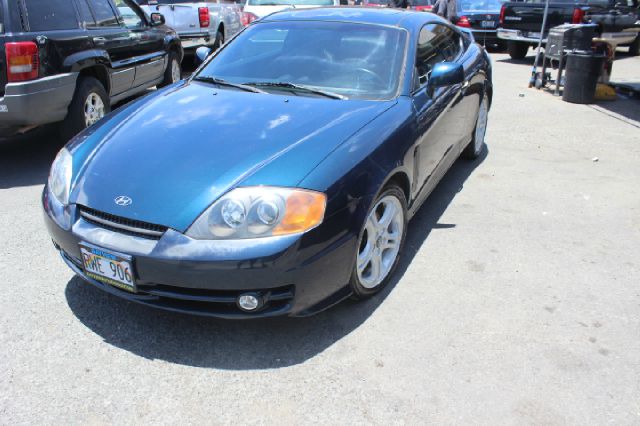 Hyundai Tiburon 2003 photo 2