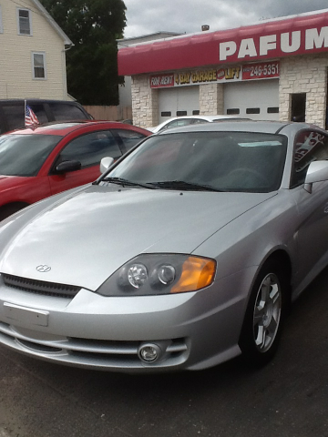 Hyundai Tiburon 2003 photo 3