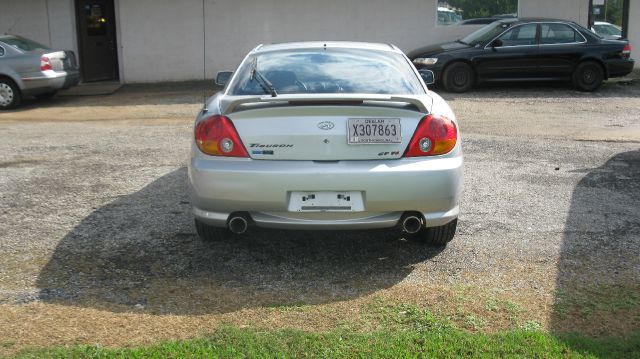 Hyundai Tiburon 2003 photo 1