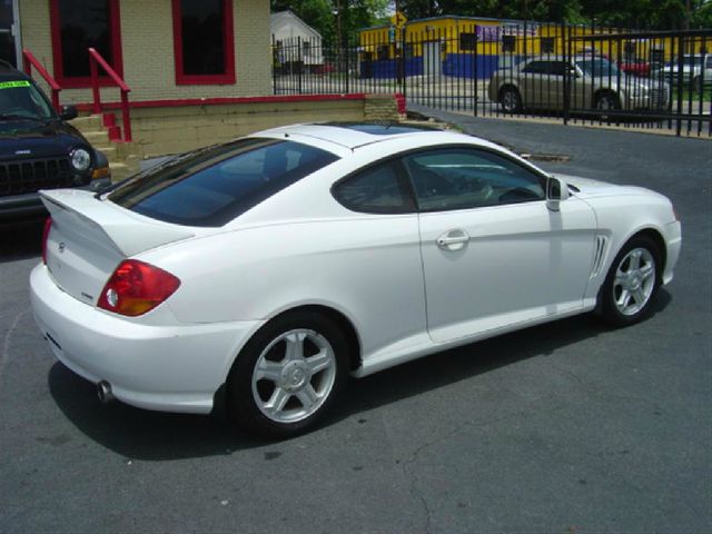 Hyundai Tiburon 2003 photo 13