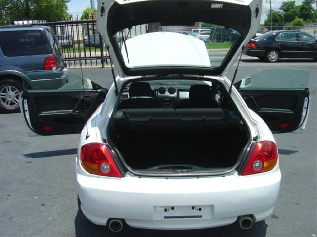 Hyundai Tiburon 2003 photo 4