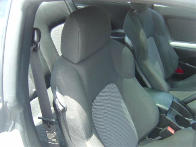 Hyundai Tiburon 2003 photo 6