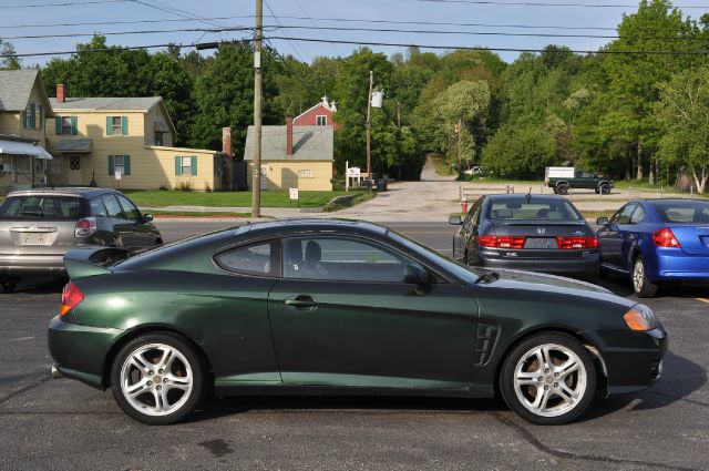 Hyundai Tiburon 2003 photo 4