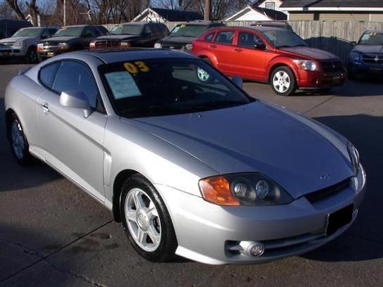 Hyundai Tiburon 2003 photo 4