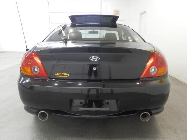Hyundai Tiburon 2003 photo 4