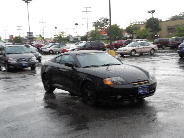 Hyundai Tiburon 2003 photo 3