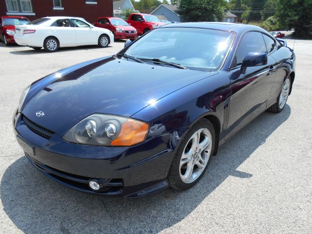 Hyundai Tiburon 2004 photo 2
