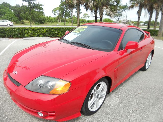 Hyundai Tiburon 2004 photo 3