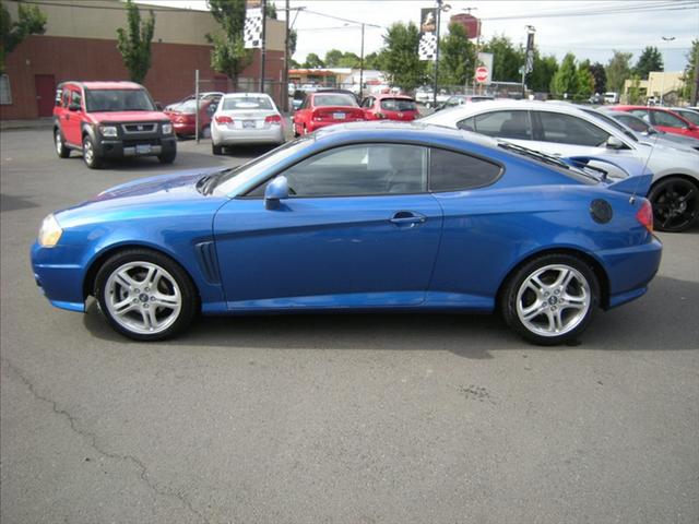 Hyundai Tiburon 2004 photo 1