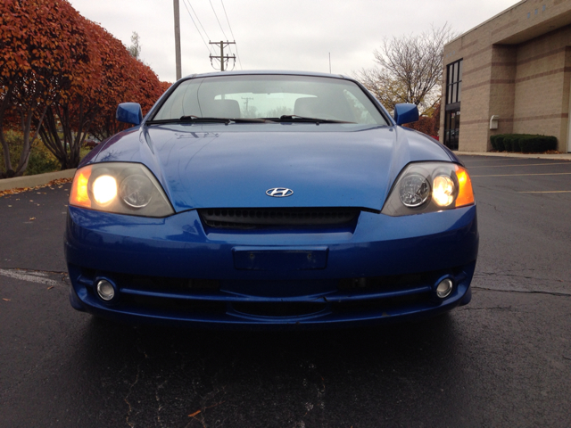 Hyundai Tiburon 2004 photo 4