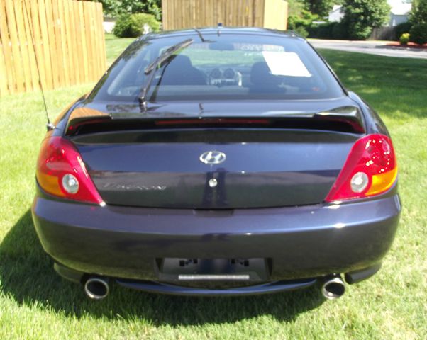 Hyundai Tiburon 2004 photo 1