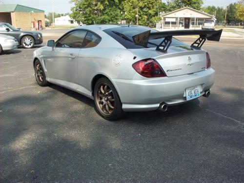 Hyundai Tiburon 2004 photo 3