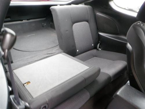 Hyundai Tiburon 2004 photo 4