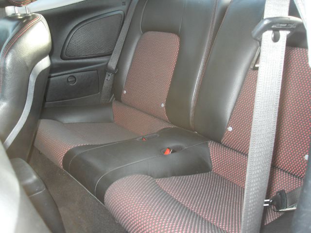 Hyundai Tiburon 2005 photo 1