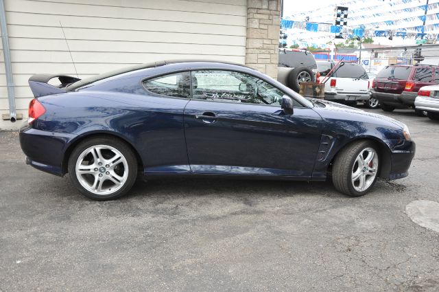 Hyundai Tiburon 2005 photo 13