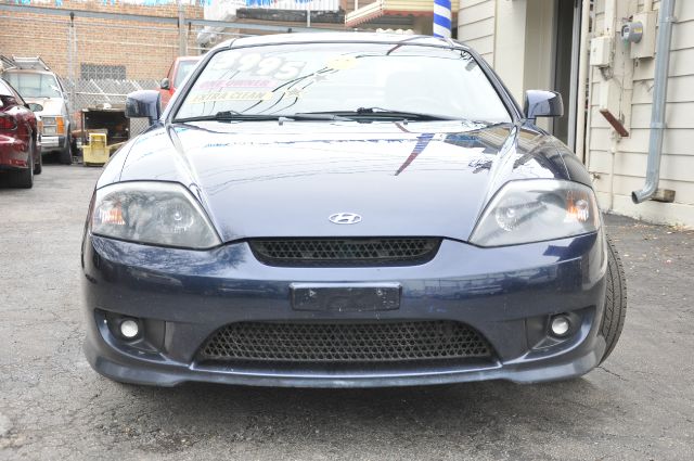 Hyundai Tiburon 2005 photo 2