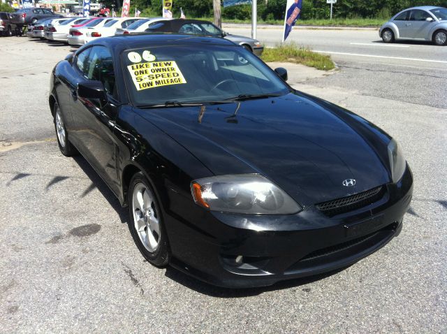 Hyundai Tiburon 2006 photo 1