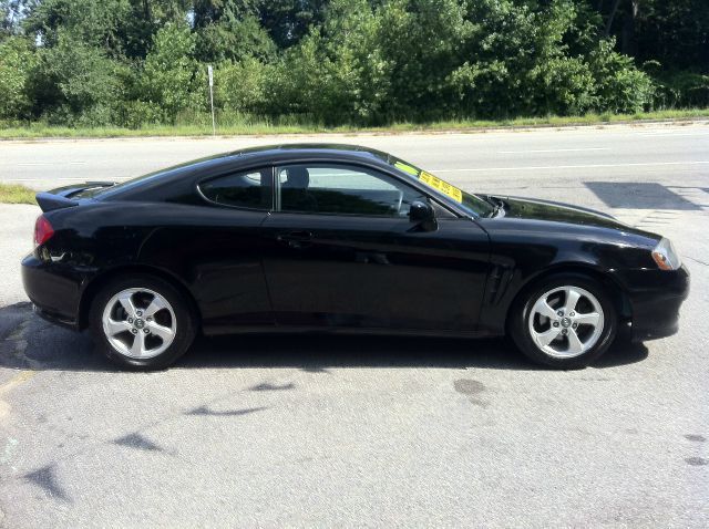 Hyundai Tiburon 2006 photo 3