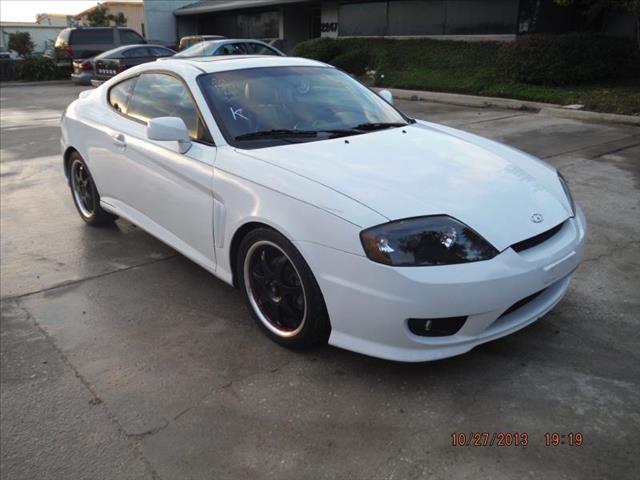 Hyundai Tiburon 2006 photo 2