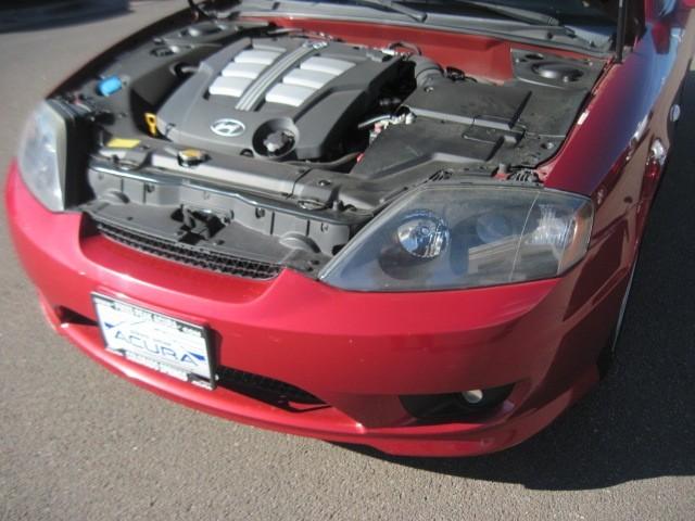 Hyundai Tiburon 2006 photo 3