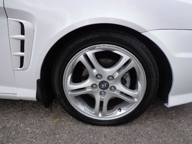 Hyundai Tiburon 2006 photo 2