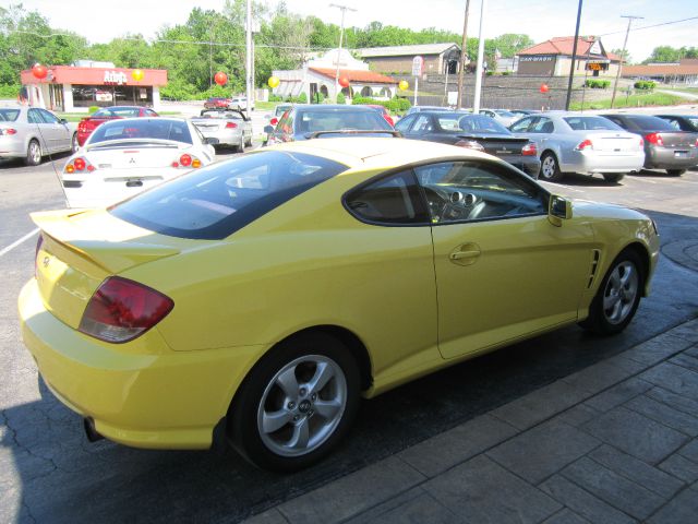 Hyundai Tiburon 2006 photo 10
