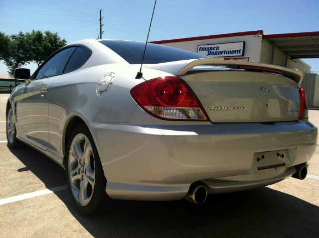 Hyundai Tiburon 2006 photo 5