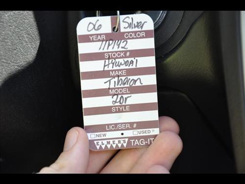 Hyundai Tiburon 2006 photo 2