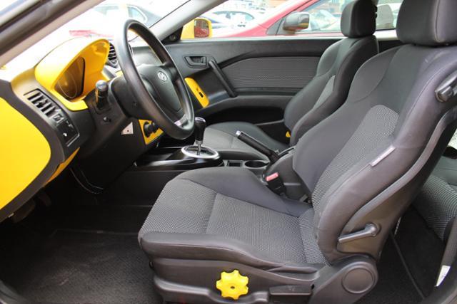 Hyundai Tiburon 2006 photo 2