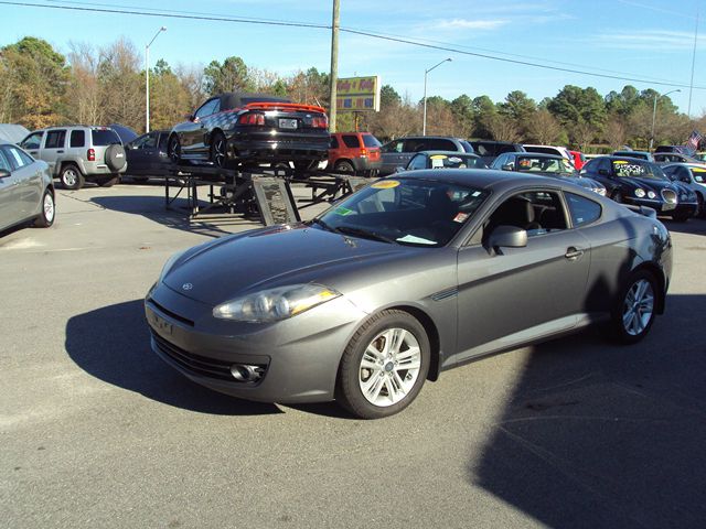 Hyundai Tiburon 2007 photo 2