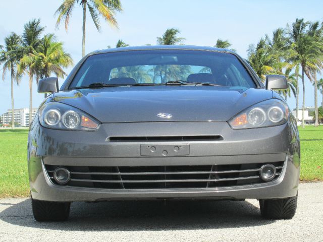 Hyundai Tiburon 2007 photo 2