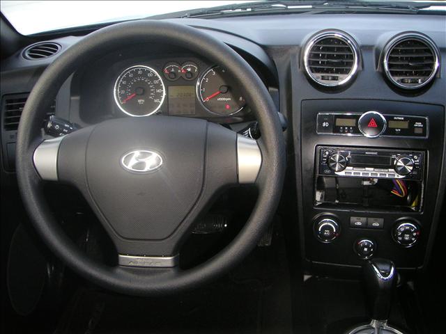 Hyundai Tiburon 2008 photo 3