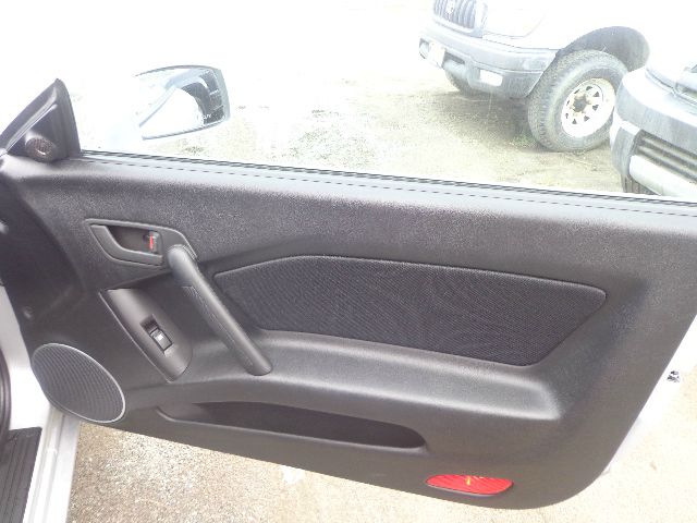 Hyundai Tiburon 2008 photo 2