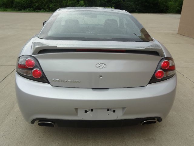 Hyundai Tiburon 2008 photo 9